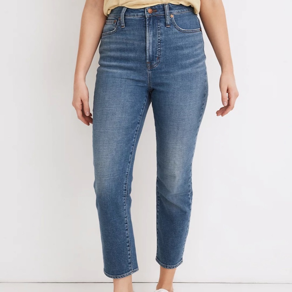 The Curvy Perfect Vintage Crop Jean